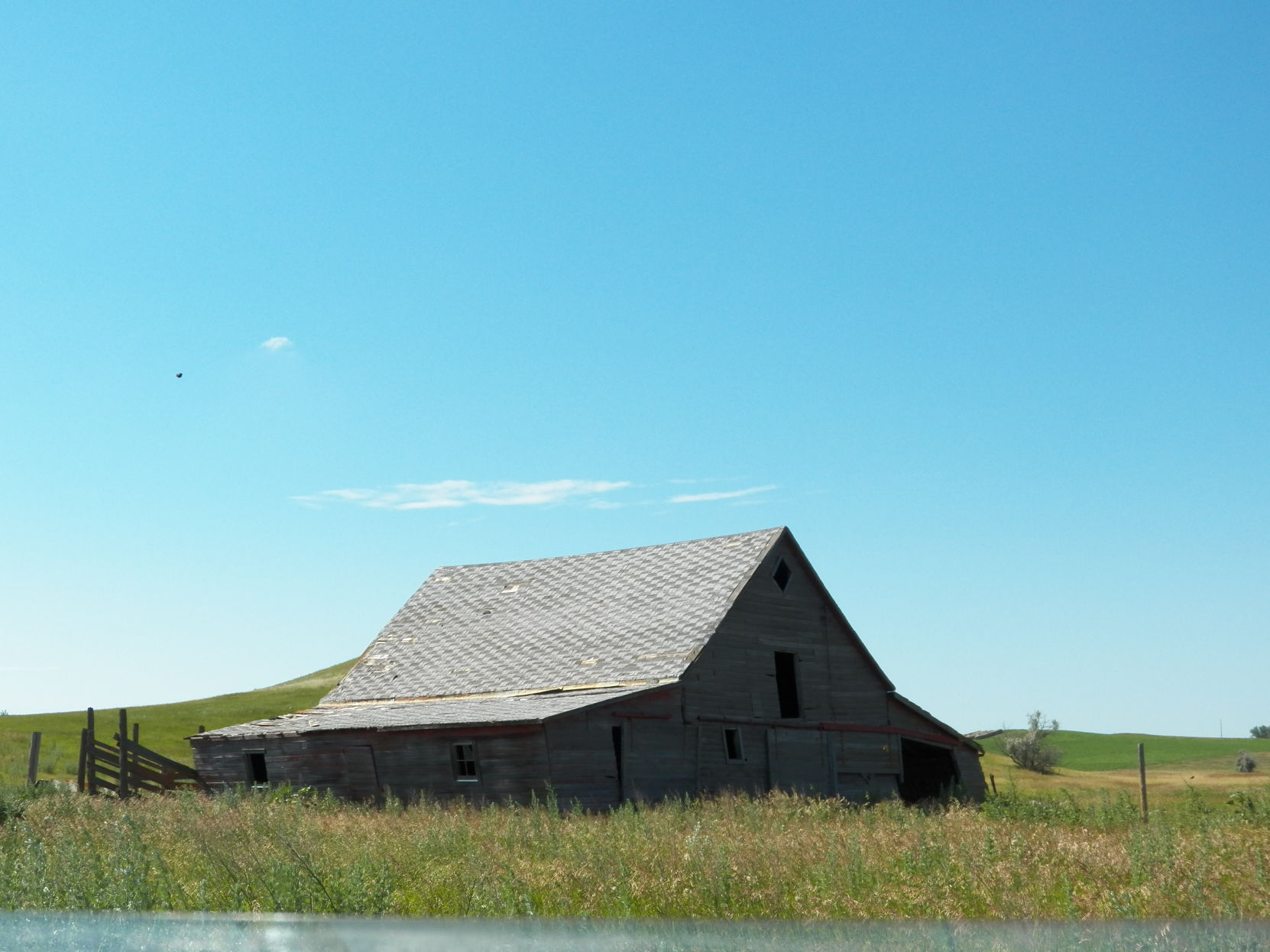 Old prairie barn